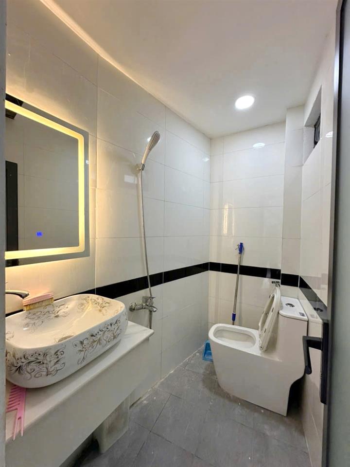 Nhà 2 tầng vị trí đẹp, hẻm Thông 2MT Hẻm Hưng Phú P8Q8 cũ (P. Chánh Hưng). Giá 4,98 tỷ TL