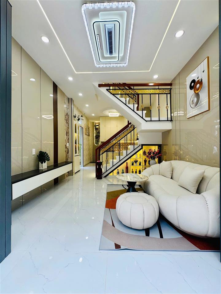 Căn góc 3 tầng hẻm 154 Âu Dương Lân P3Q8. Giá 5,68 tỷ TL