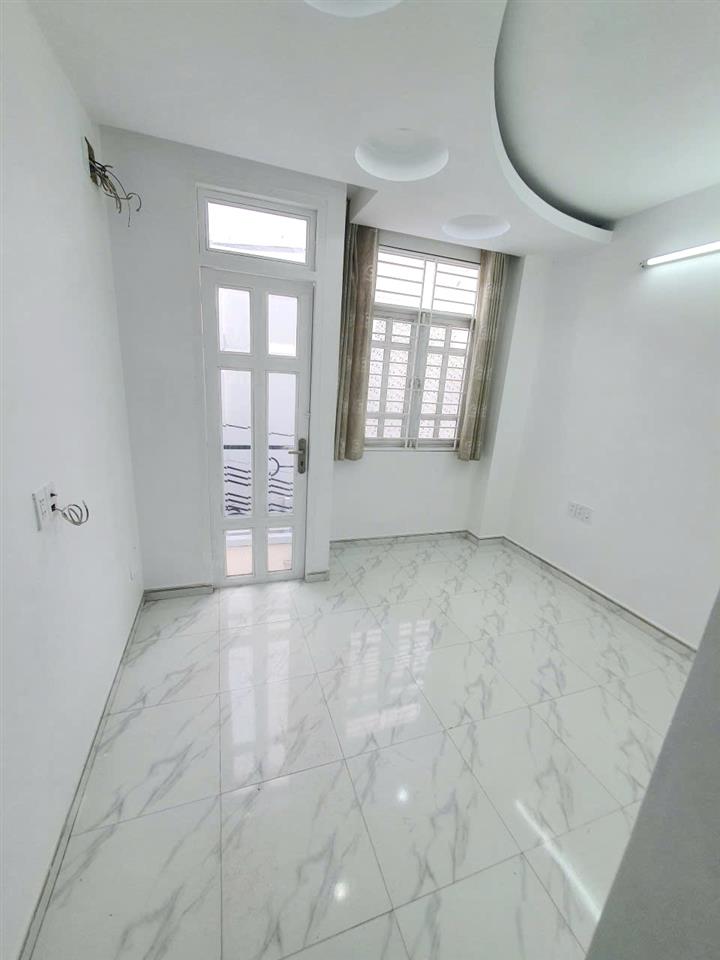 Nhà 3 tầng mới hẻm 653 Phạm Thế Hiển (P4Q8 cũ) P. Chánh Hưng. Giá 6,85 tỷ TL