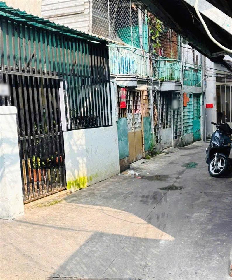 Căn góc nở hậu hẻm thông Dương Bá Trạc (P2Q8 cũ) P. Chánh Hưng mới. Giá 5,18 tỷ TL