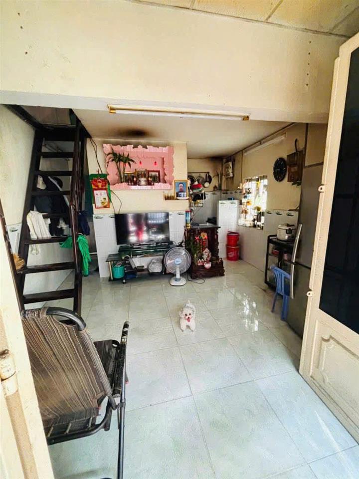 Căn góc nở hậu hẻm thông Dương Bá Trạc (P2Q8 cũ) P. Chánh Hưng mới. Giá 5,18 tỷ TL