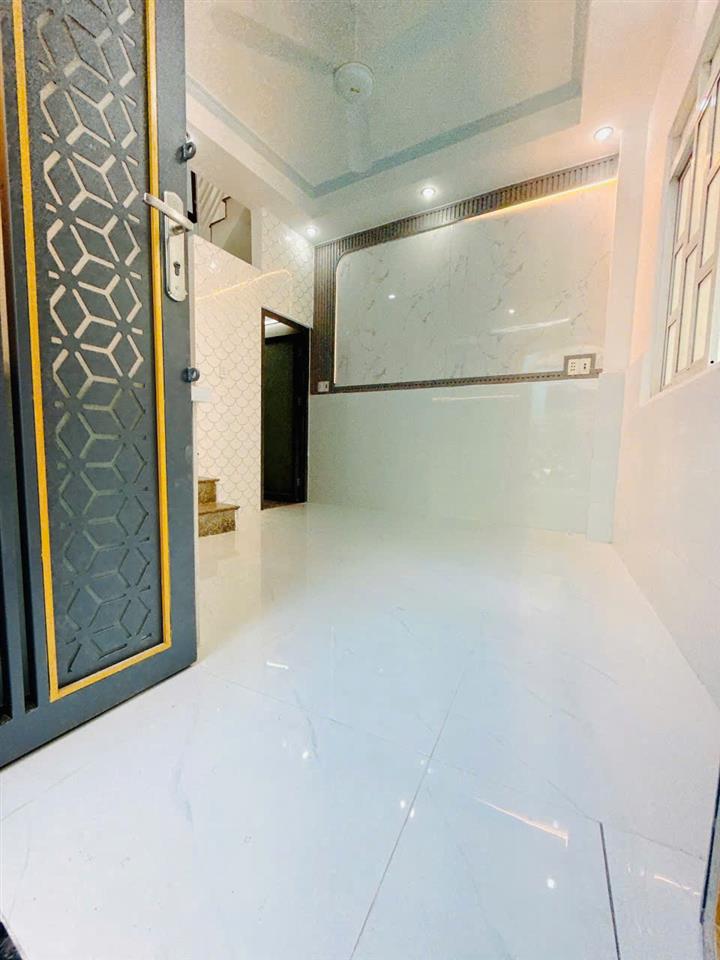Nhà 3 tầng hẻm thông đường Ba Đình P8Q8 cũ (P. Chánh Hưng). Giá 2,58 tỷ TL