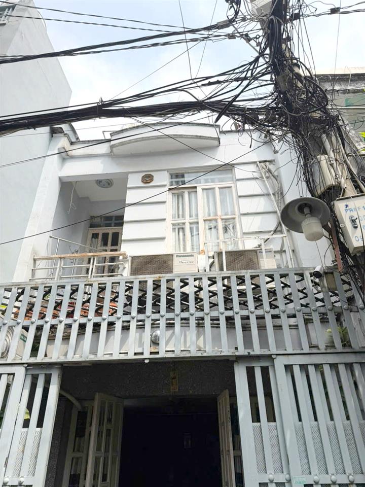 Nhà 2 tầng hẻm thông đường Âu Dương Lân (P3Q8 cũ) P. Chánh Hưng. Giá 5,68 tỷ bớt lộc
