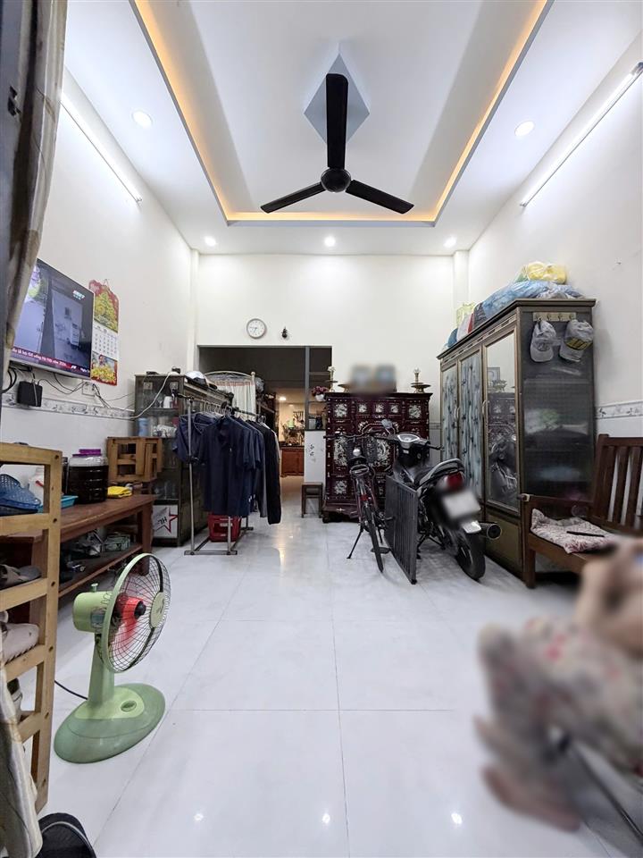 Nhà 3 tầng hẻm thông Dương Bá Trạc (P.2Q8 cũ) P. Chánh Hưng. Giá 4,98 tỷ TL