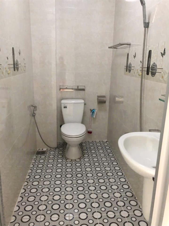 Nhà 4 tầng nở hậu hẻm 6m đường Âu Dương Lân (P3Q8 cũ) P. Chánh Hưng. Giá 7,4 tỷ TL