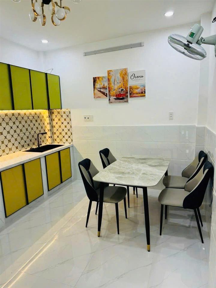 Nhà mới hoàn thiện hẻm 184 Âu Dương Lân (P3Q8 cũ) P. Chánh Hưng. Giá 4,78 tỷ TL