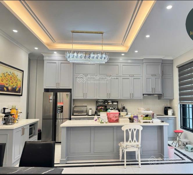 Cho thuê biệt thự nam an khánh 250m2 4 tầng full nội thất đẹp thang máy giá 35tr/tháng