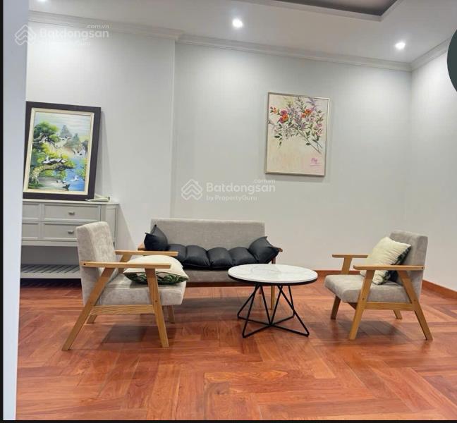Cho thuê biệt thự nam an khánh 250m2 4 tầng full nội thất đẹp thang máy giá 35tr/tháng