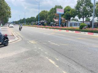 Chủ gửi bán căn nhà lô góc 2 mặt tiền đường võ thị sáu  cách biển  quảng trường phước hải 4km