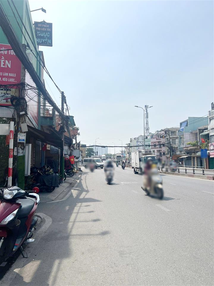 Nhà góc 2 tầng mặt tiền đường Phạm Hùng P.Chánh Hưng (P9Q8 cũ) . Giá: 10.5 tỷ