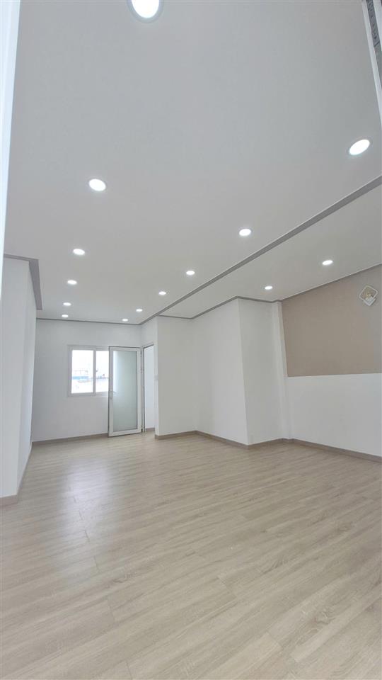 Nhà mới 3 tầng nở hậu 6m cách mặt tiền Nguyễn Duy 30m P10Q8. Giá 5.48 tỷ