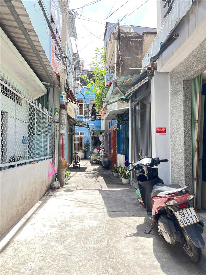 Nhà 2 tầng vị trí đẹp hẻm 314 đường Âu Dương Lân P3Q8. Giá: 5.48 tỷ