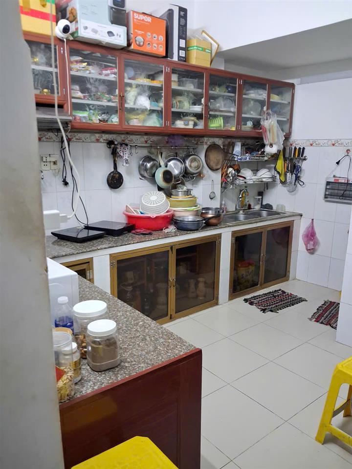 Nhà 2 tầng nở hậu hẻm xe tải đường Âu Dương Lân P3Q8. Giá: 6.9 tỷ
