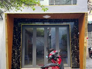 Nhà mới 2 tầng góc 3 mặt hẻm hẻm 372 Tùng Thiện Vương P13Q8. Giá: 5.9 tỷ