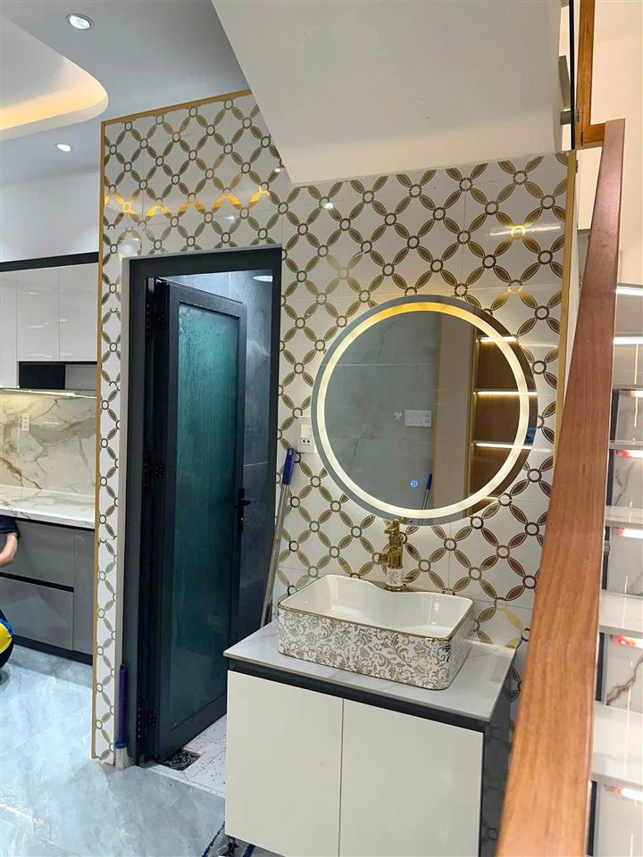 Nhà mới 3 tầng MT đường số sát đường Phạm Hùng phường Chánh Hưng (P4Q8 cũ). Giá 6.28 tỷ