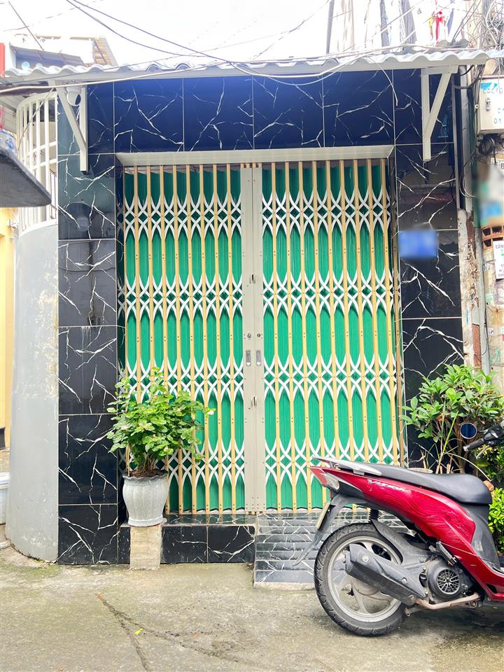 Nhà góc 2 tầng (nở hậu 5.2m) đường Bông Sao P5Q8. Giá : 3.7 tỷ