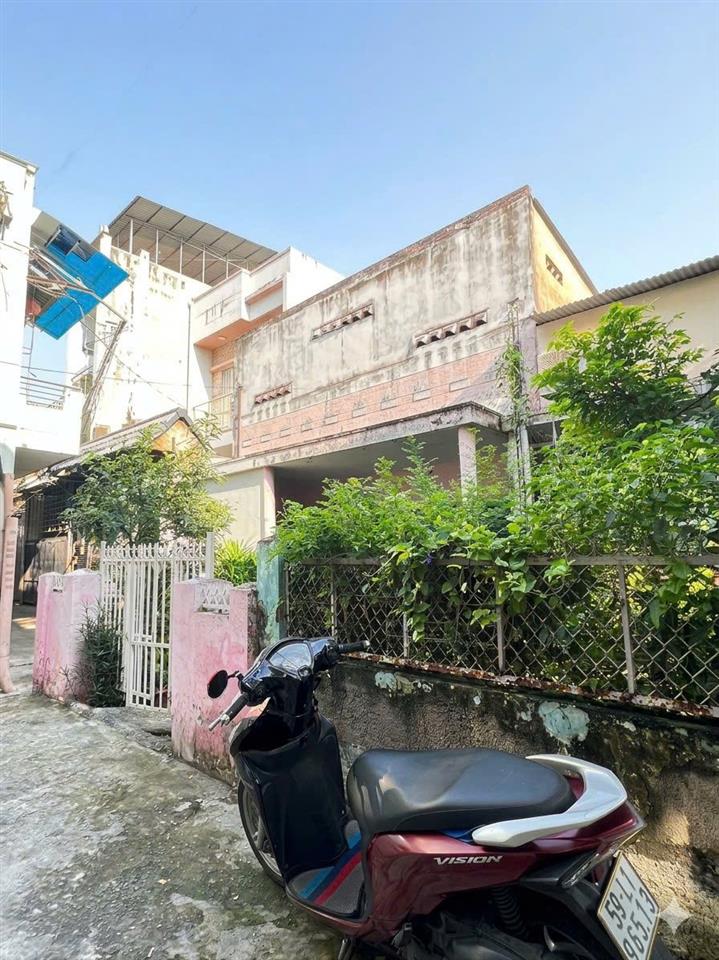 Bán nhà cấp 4 diện tích lớn 247m2 hẻm xe hơi Phạm Thế Hiển P6Q8. Giá 11.2 tỷ
