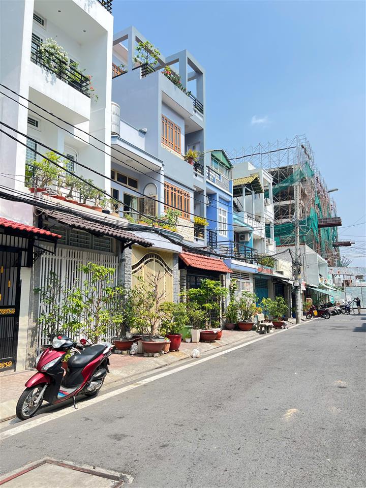 Nhà mới 2 tầng mặt tiền đường số ngay chợ Phạm Thế Hiển P4Q8. Giá: 4.6 tỷ bớt lộc