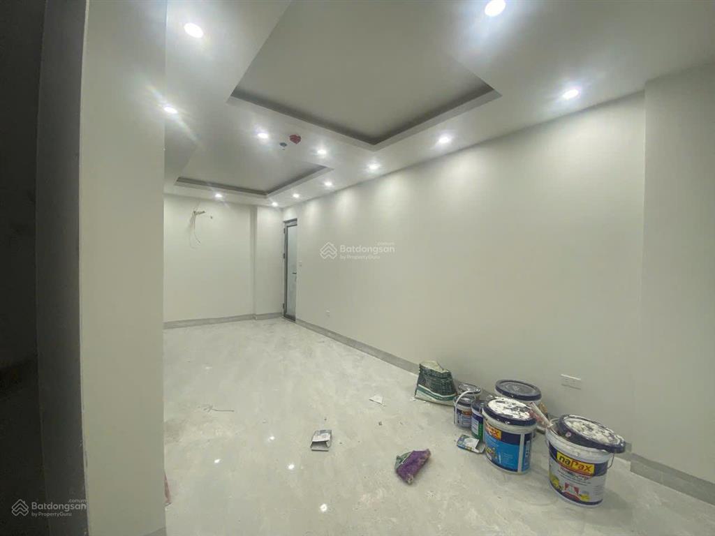Cho thuê mbkd gần mặt đường ngõ 114 vũ trọng phụng cách 10m rộng 30m2