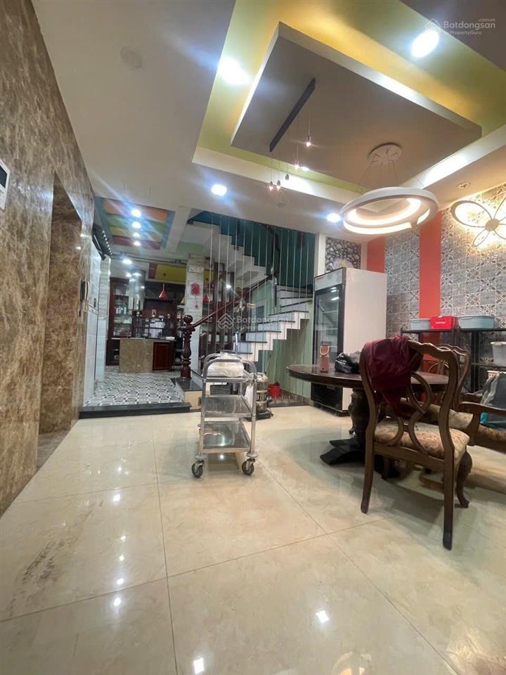 Bán nhà riêng tại sg 185m2  hẻm xe hơi  thang máy  nở hậu  khu kinh doanh sầm uất