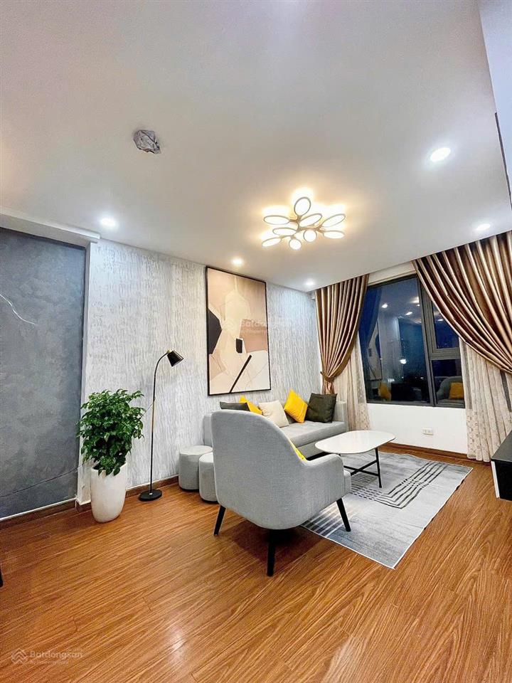 Cho thuê căn hộ 2pn, 2wc, 82m2 = 12tr/tháng, đủ nội thất tại eco green, 286 nguyễn xiển 0901 523 ***