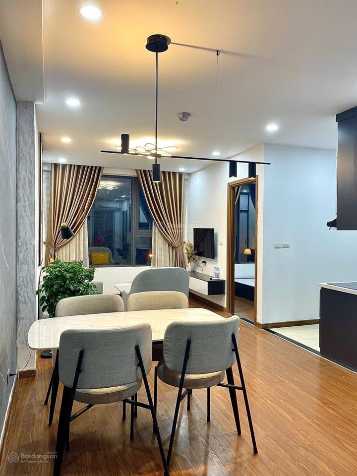 Cho thuê căn hộ 2pn, 2wc, 82m2 = 12tr/tháng, đủ nội thất tại eco green, 286 nguyễn xiển 0901 523 ***
