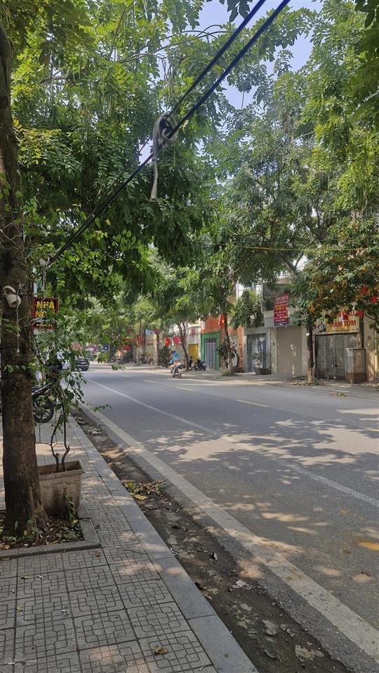 Gấp giá nào cũng bán, giảm ngay 3 tỷ lk 6 tầng thang máy kđt văn phú. trục chính kinh doanh sầm uất