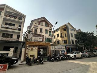 Biệt thự giá rẻ trung văn, 144m mặt tiền hơn 6m , chân chung cư, kinh doanh tốt