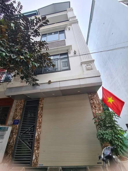 bán nhà phố chiến thắng văn quán diện tích gần 50m 6 tầng giá 12,5 tỷ