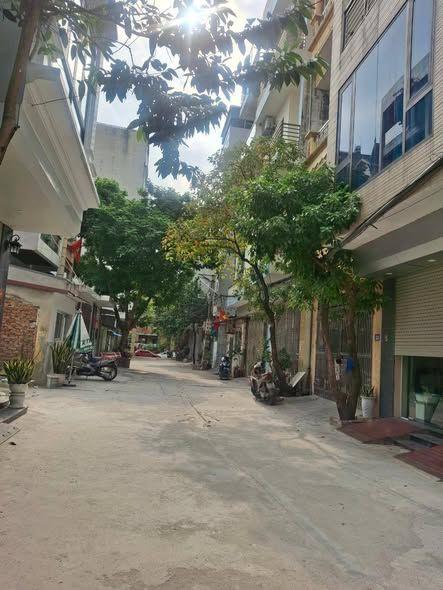 bán nhà phố chiến thắng văn quán diện tích gần 50m 6 tầng giá 12,5 tỷ