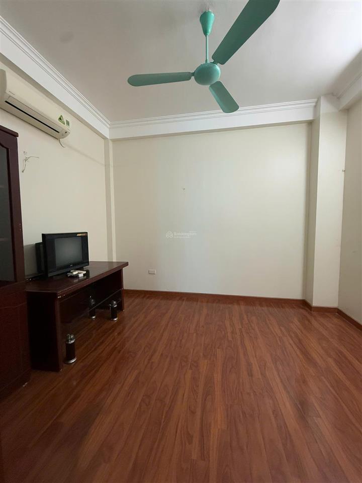 Quá rẻ ! chỉ hơn 12 tỷ có ngay nhà 4 tầng 50m kđt đô nghĩa , dân xây ,giá đầu tư