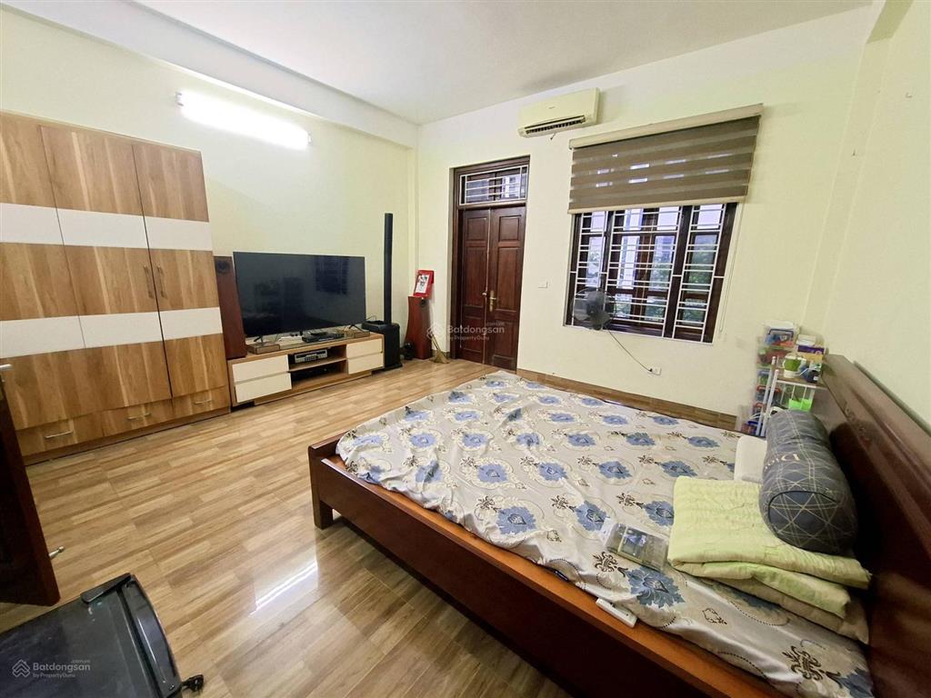 Quá hiếm chỉ hơn 13 tỷ, có nhà 60m 5 tầng đấu giá mậu lương, nhà đẹp dân xây vỉa hè kinh doanh.