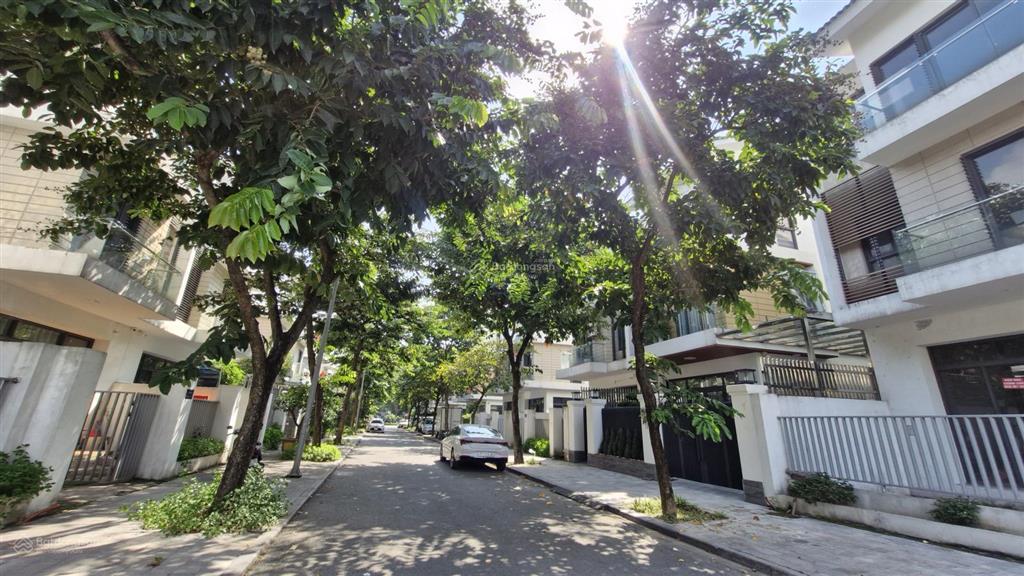 Biệt thự an vượng dương nội, 180m gần công viên và aeon hà đông, kinh doanh, giá tốt