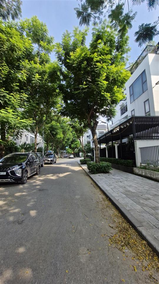 Biệt thự an vượng dương nội, 180m gần công viên và aeon hà đông, kinh doanh, giá tốt