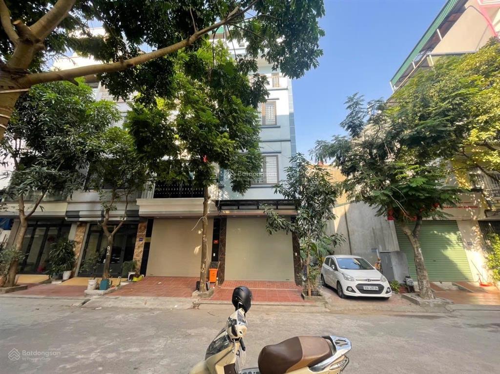 Nhà đẹp khu dịch vụ hàng bè mậu lương, kiến hưng, hà đông, 50m 5 tầng, 6 phòng ngủ.