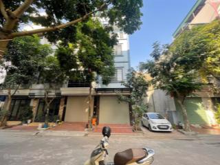 Nhà đẹp khu dịch vụ hàng bè mậu lương, kiến hưng, hà đông, 50m 5 tầng, 6 phòng ngủ.