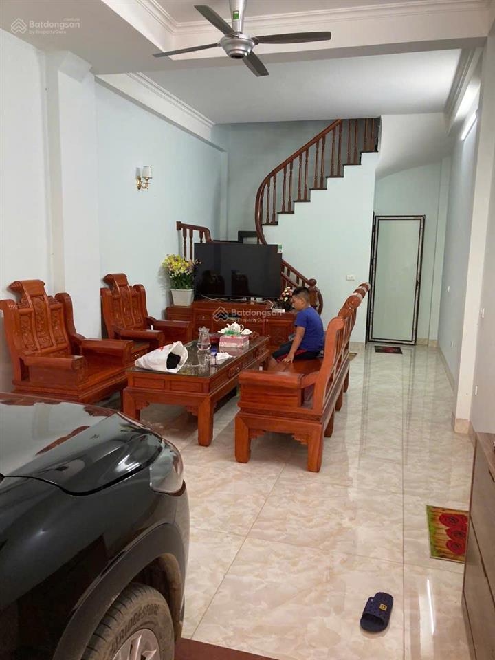 Nhà đẹp khu dịch vụ hàng bè mậu lương, kiến hưng, hà đông, 50m 5 tầng, 6 phòng ngủ.