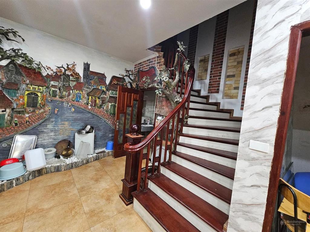 Bán nhà mặt phố phố lụa vạn phúc hđ, 100m2, 8 tầng kinh doanh giá siêu rẻ