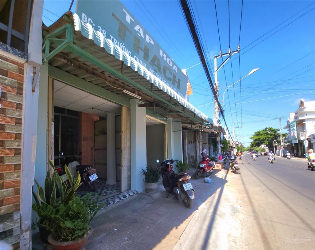 Cho thuê nguyên căn mặt tiền gần bvđk khánh hoà