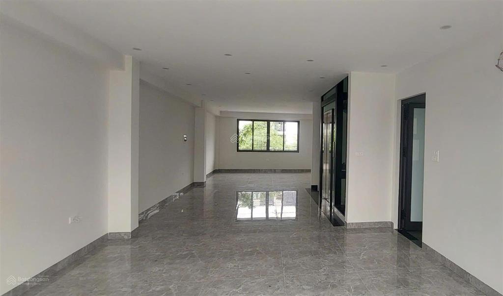 Hot  cho thuê shophouse 5 tầng hoàn thiện cao cấp mặt đường xuân phương 40m, cạnh hồ