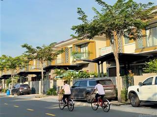 Cho thuê biệt thự đơn lập sun casa central  250m2 nội thất cao cấp, chỉ 28 triệu/tháng