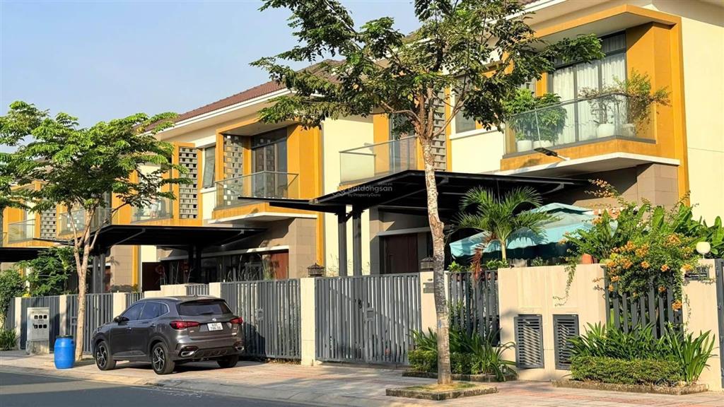 Cho thuê biệt thự đơn lập sun casa central  250m2 nội thất cao cấp, chỉ 28 triệu/tháng