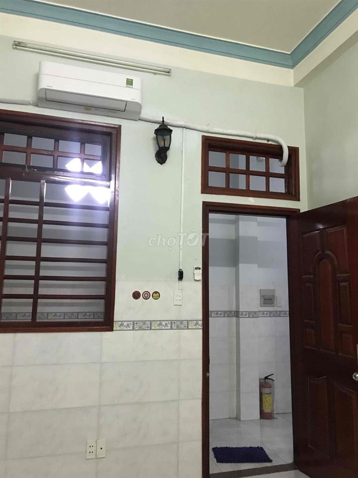 phòng Cho thuê có máy lạnh  Đông Hưng thuận 17