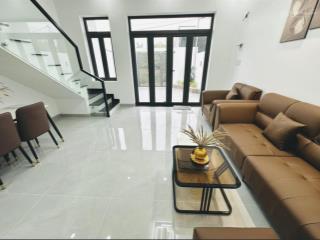 Bán nhà 2 tầng trung tâm thị trấn diên khánh, trần quang khải giá 2tỷ250