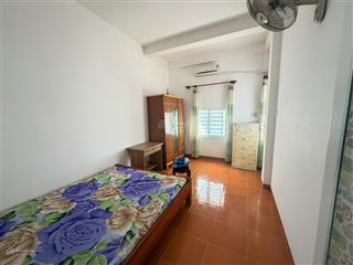 Cho thuê nhà 4 tầng căn góc 2 mặt tiền đường lê thanh nghị, nha trang giá 13 triệu/tháng