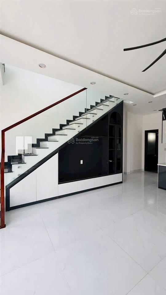 Bán nhà 2 tầng căn góc 2 mặt tiền đường gò dộ diên sơn ô tô đậu trong nhà giá bán 2 tỷ 350
