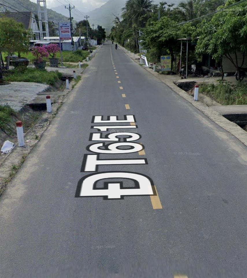 Bán lô mặt tiền đường đt651e xuân sơn, vạn hưng khánh hoà giá 7.5 triệu/m2