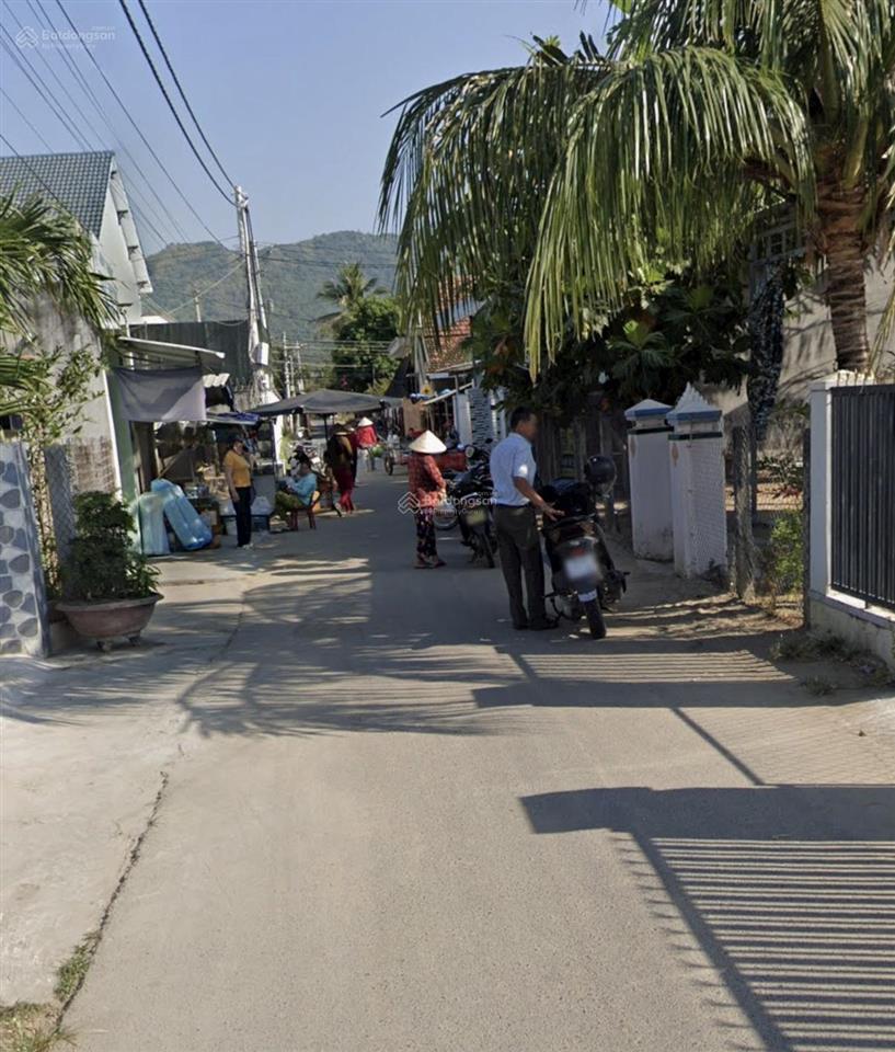 Bán lô đất thôn tân dân 2, vạn thắng, ngang 10m sạch đẹp mặt tiền đường nhựa, giá 15,5 triệu/m2