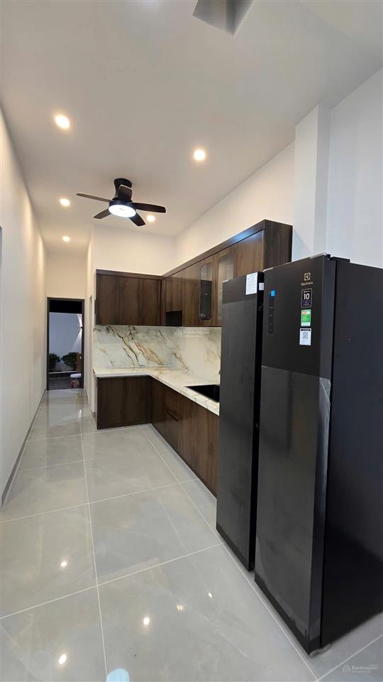 Bán nhà mới diên toàn, diên khánh full nội thất mới 100% đường ô tô vào tận nhà giá 3 tỷ 150