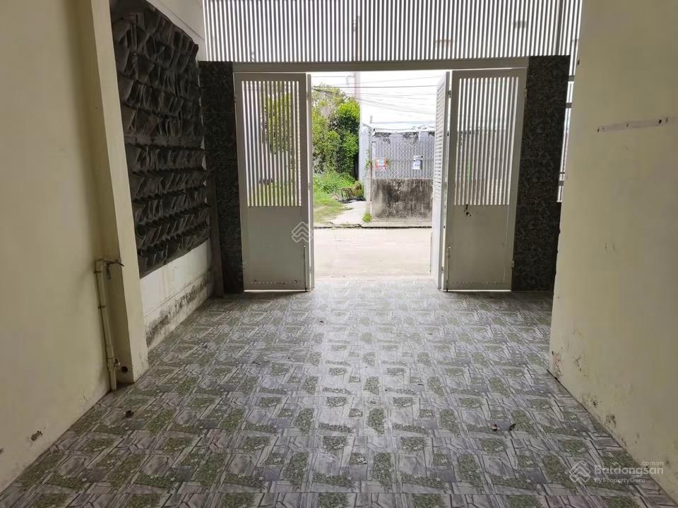 Lvcc bán nhà 2 tầng ngô đến tttp nha trang gần biển, chợ ko bao giờ ngập lụt ngang 8m đường ô tô 8m